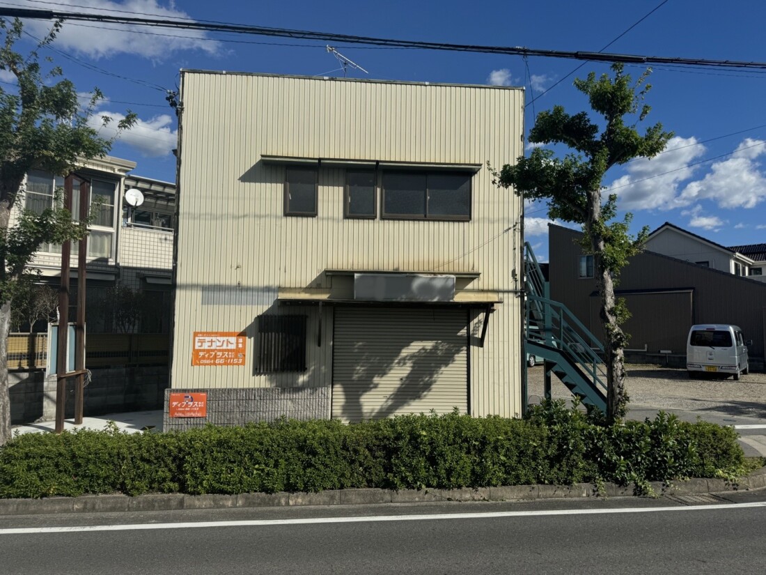 １棟貸し・１階は飲食店跡地☆２階はフルリフォーム済み！！１階のみ・２階のみの賃貸もご相談下さい！！